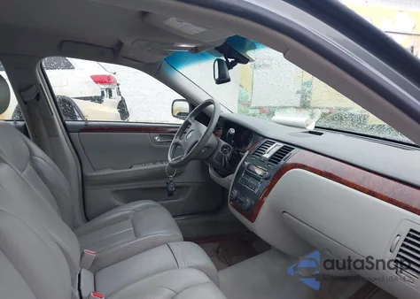 2007 Cadillac Dts Luxury I z USA, uszkodzony, nr VIN 1G6KD57Y37U119172